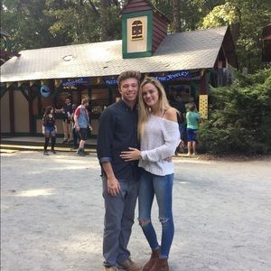 Meet your Posher, Abby